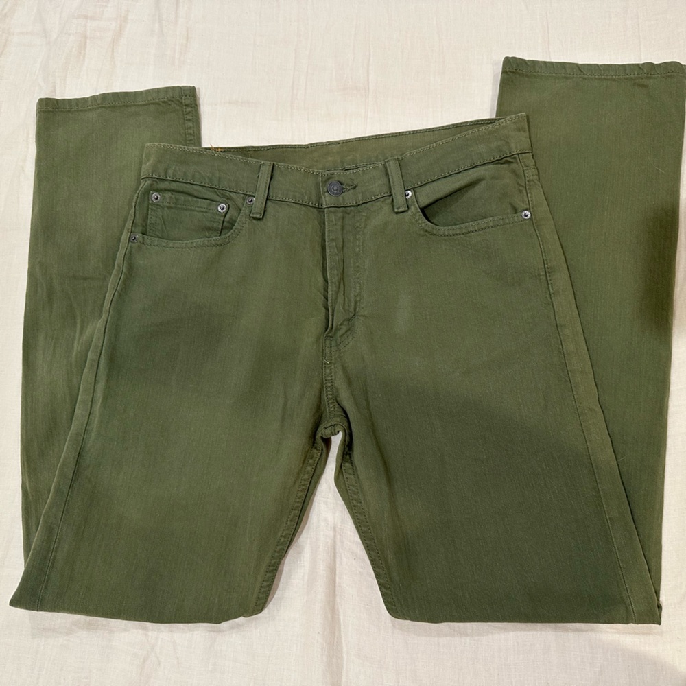 Levi’s 513 Men's Olive Green Jeans